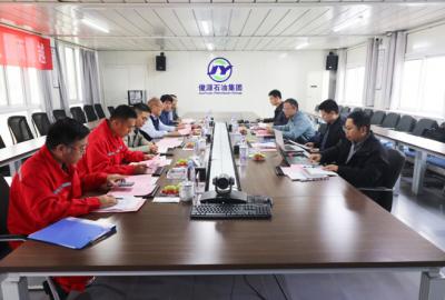 中海油天津化工研究設(shè)計(jì)院首席專(zhuān)家團(tuán)到俊源石油調(diào)研交流